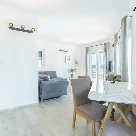 Luka'S View Appartement *