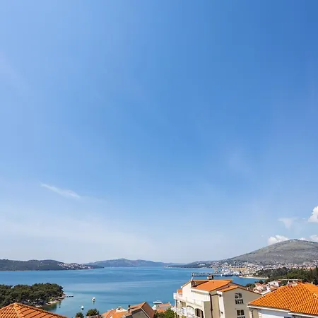 Luka'S View Appartement Trogir